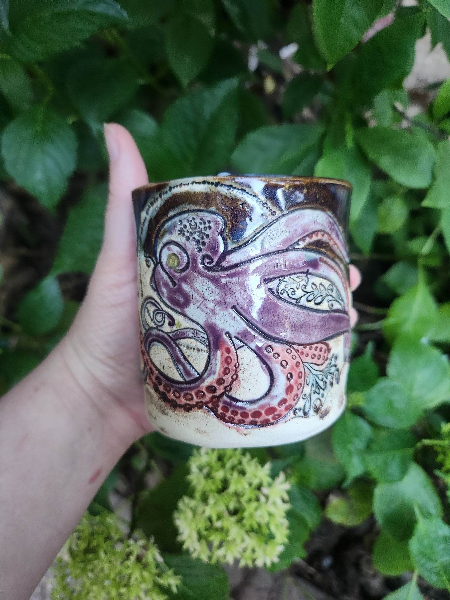 Octopus Medium Candle (Cocoanut Lime Verbena Scented
