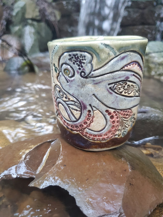 Octopus Medium Candle (Cocoanut Lime Verbena Scented